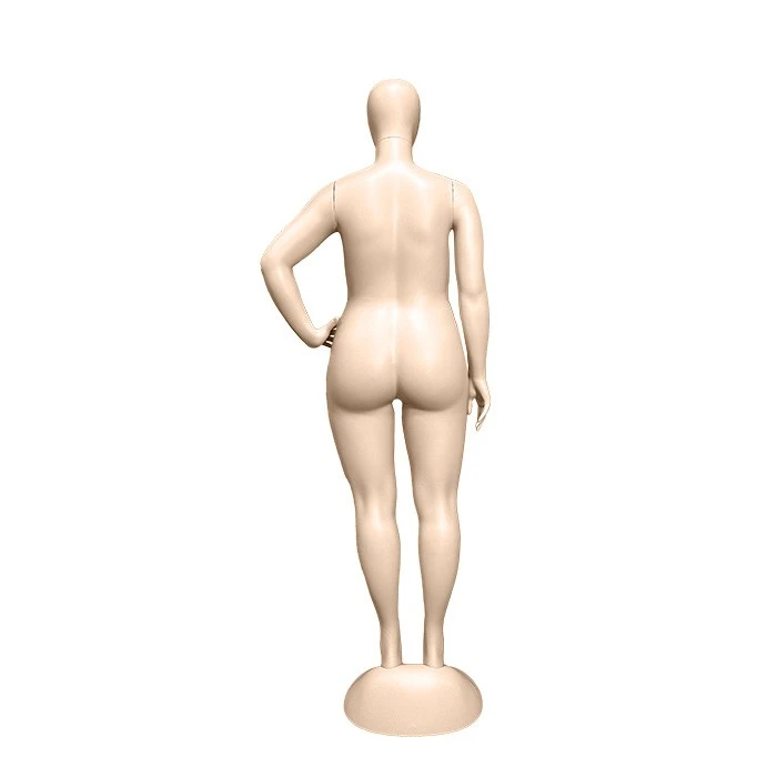 female mannequin plus size (4)